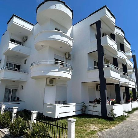 Apartmani Agovic Улцин Екстериор снимка