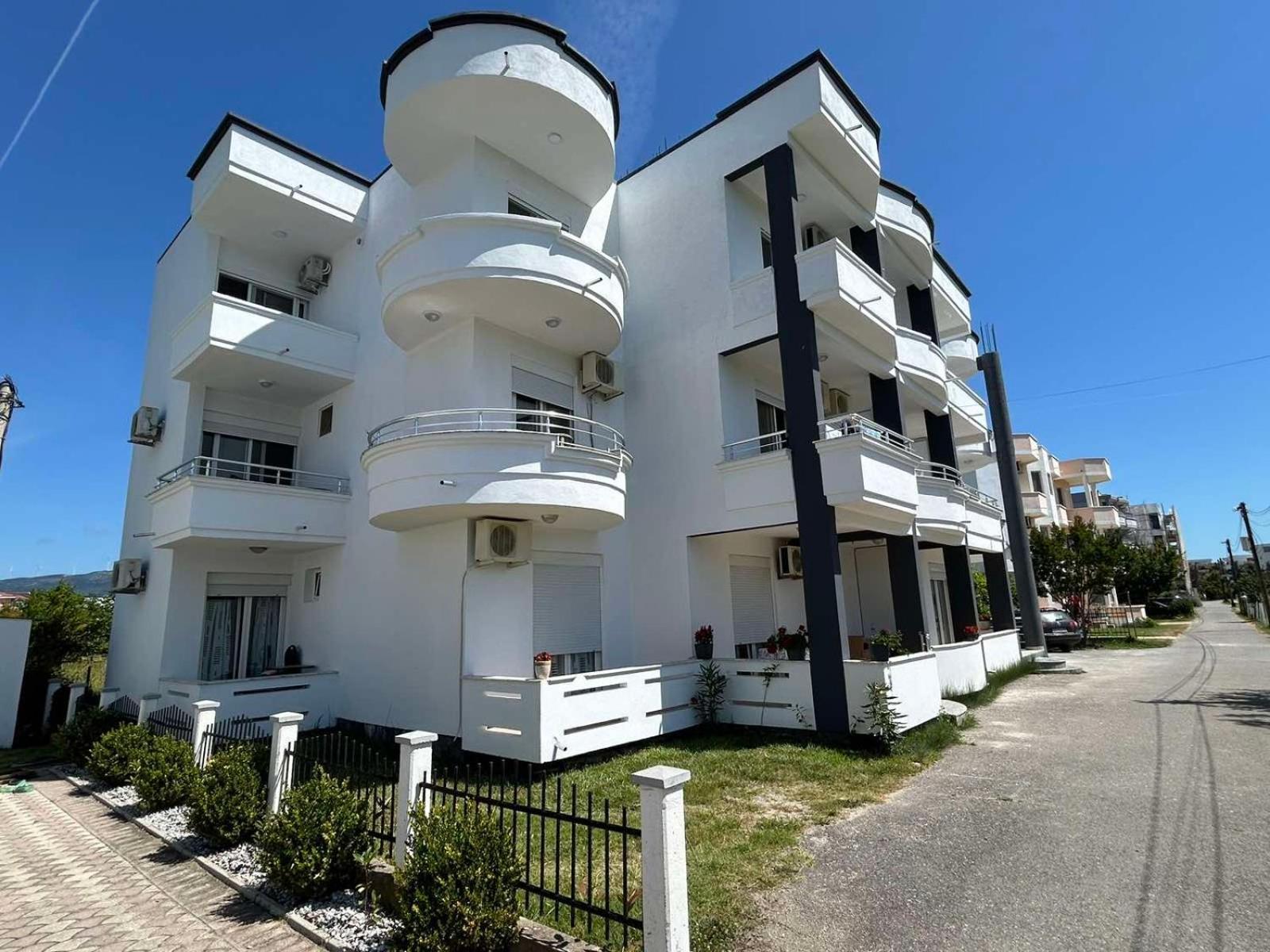 Apartmani Agovic Улцин Екстериор снимка