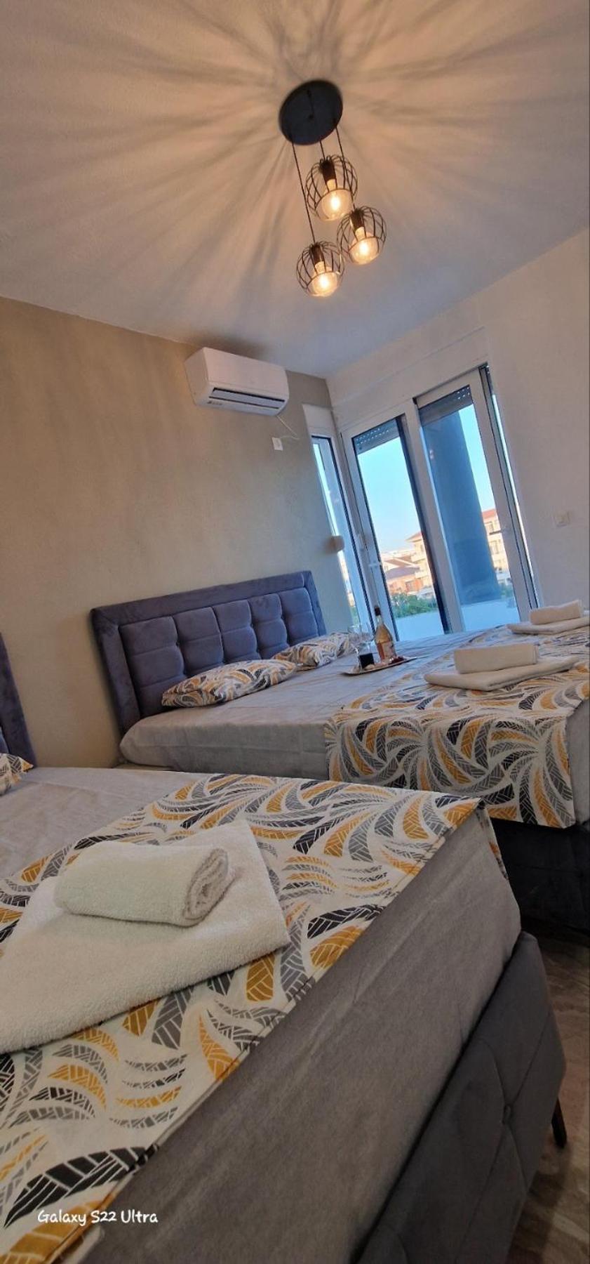 Apartmani Agovic Улцин Екстериор снимка