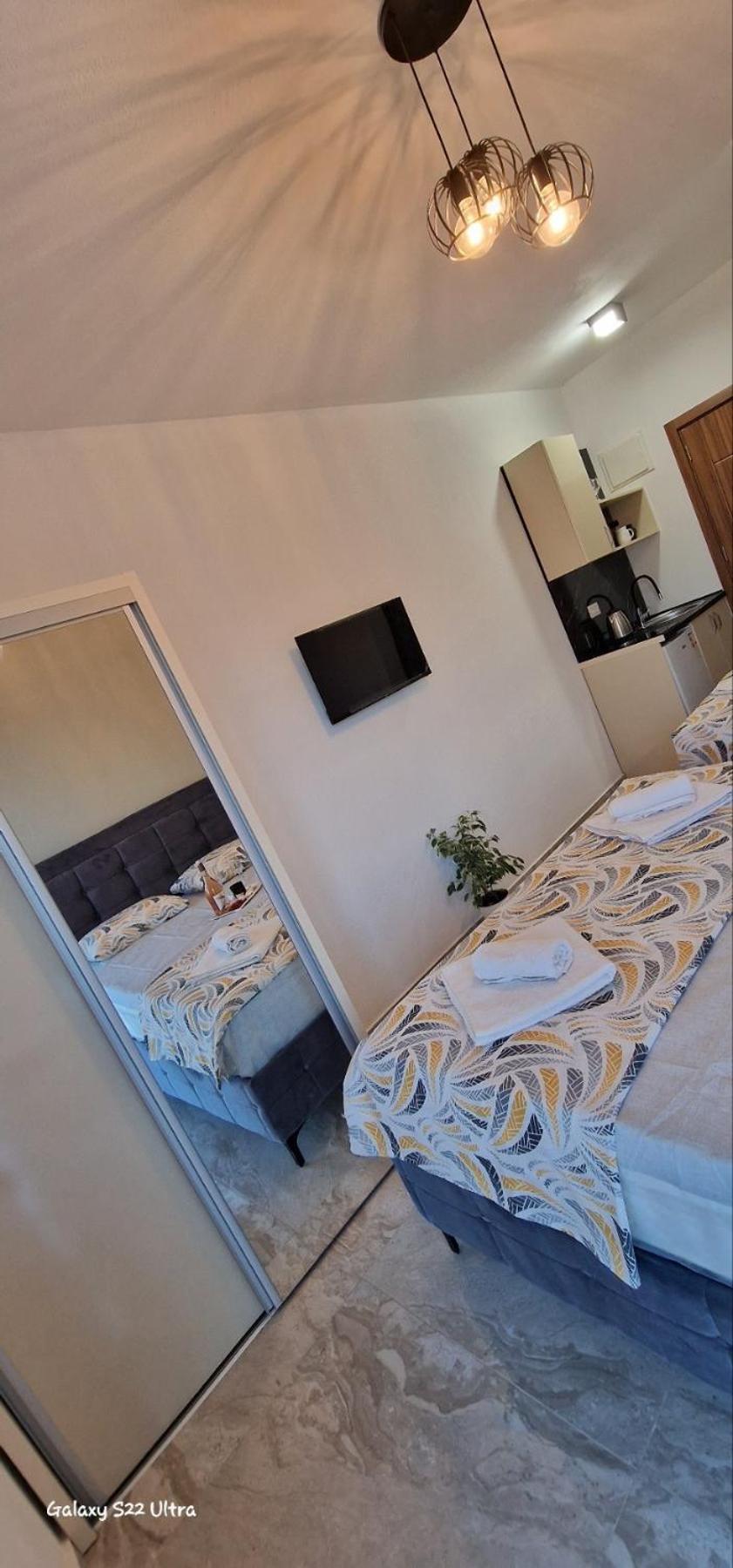 Apartmani Agovic Улцин Екстериор снимка