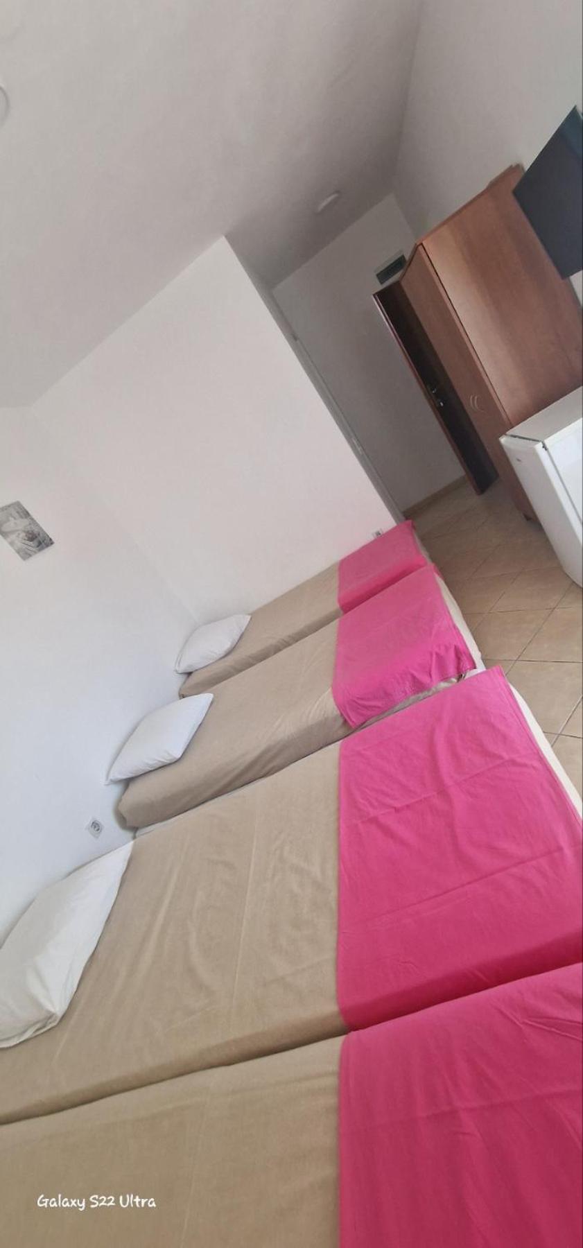 Apartmani Agovic Улцин Екстериор снимка