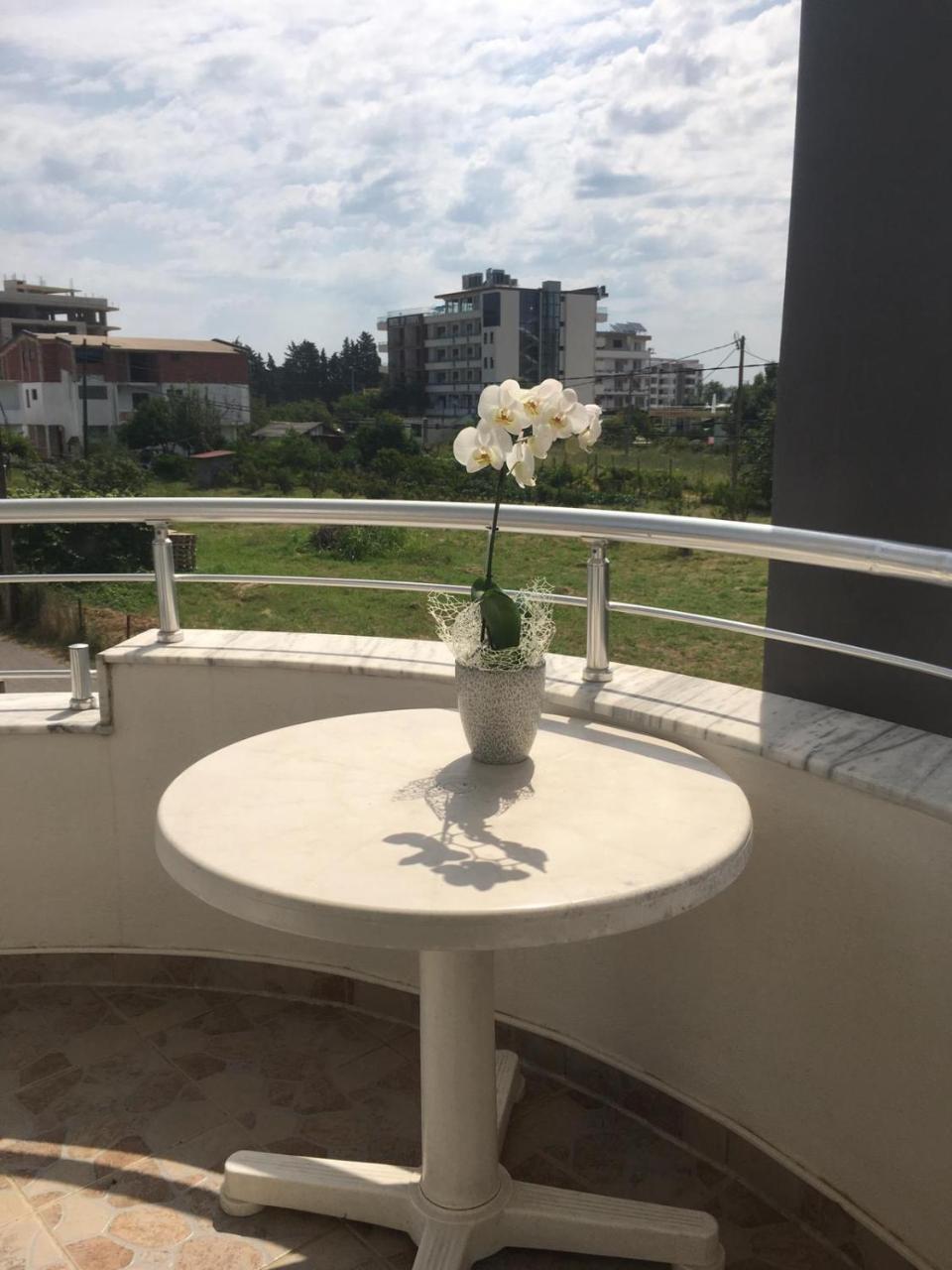 Apartmani Agovic Улцин Екстериор снимка
